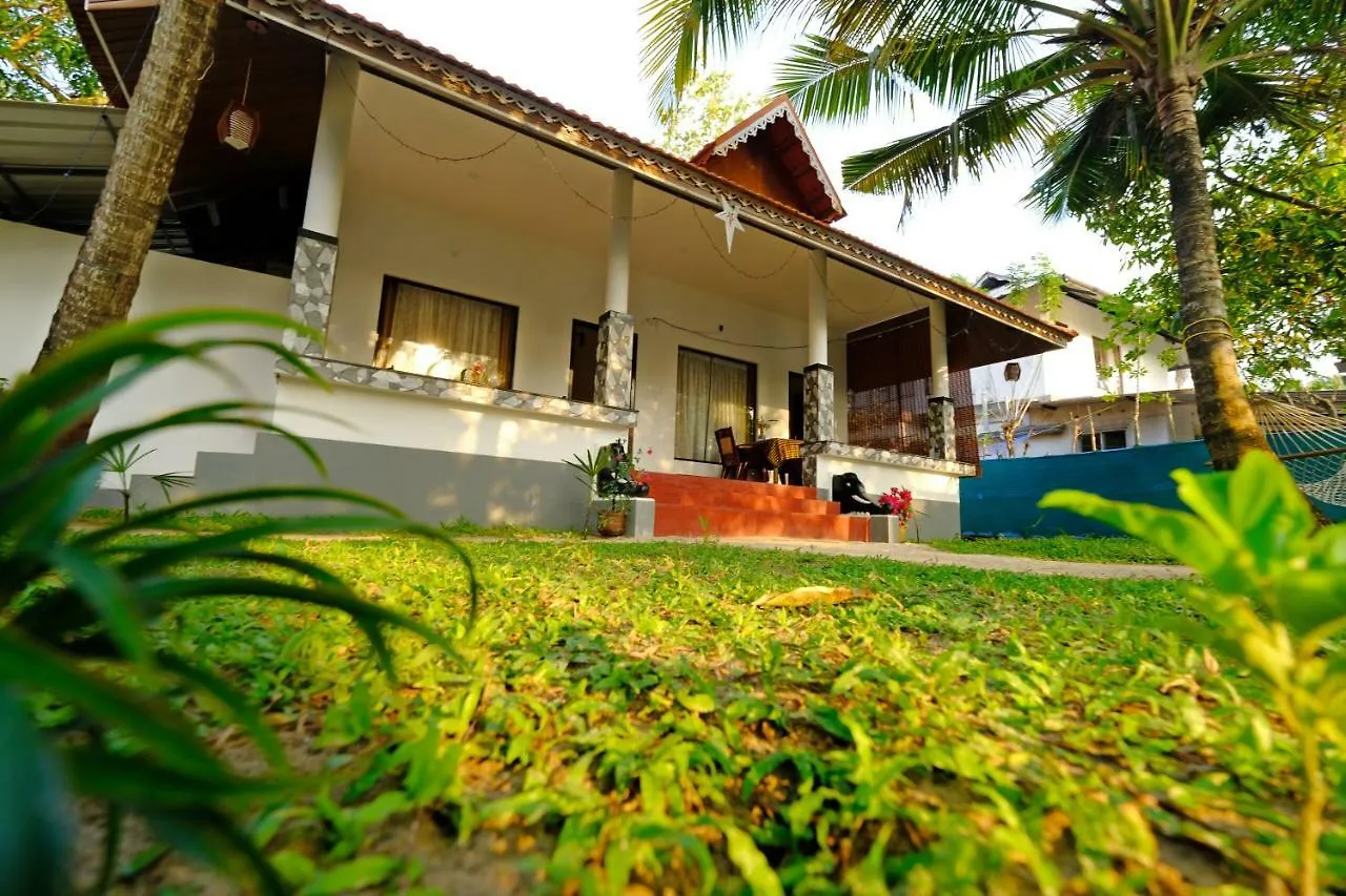 Guest house Marari Lotus Beach Villa Mararikulam India