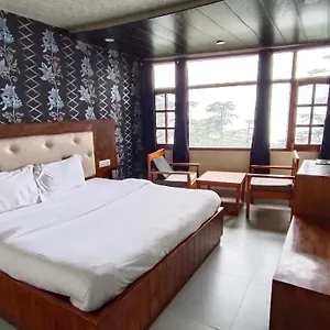 Royale - Near Mall Road Free Pickup From Railway Station Bed & Breakfast Shimla