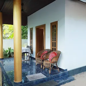 Marari Neena Beach Homestay Mararikulam